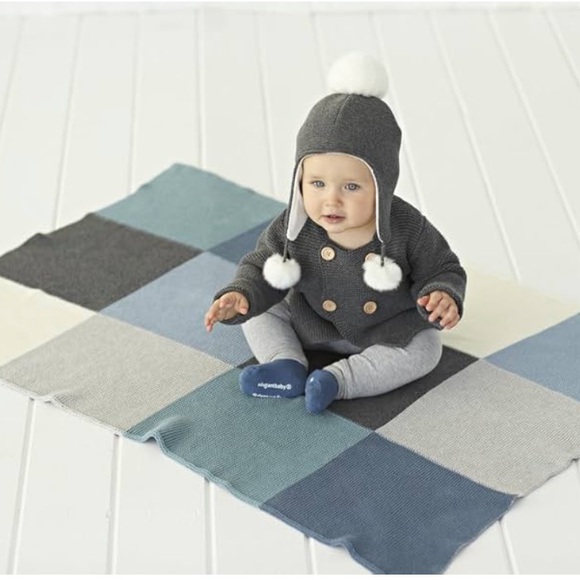Elegant Baby Patchwork Knit Blanket in Blue and Gray 30”x40” - Picture 1 of 6